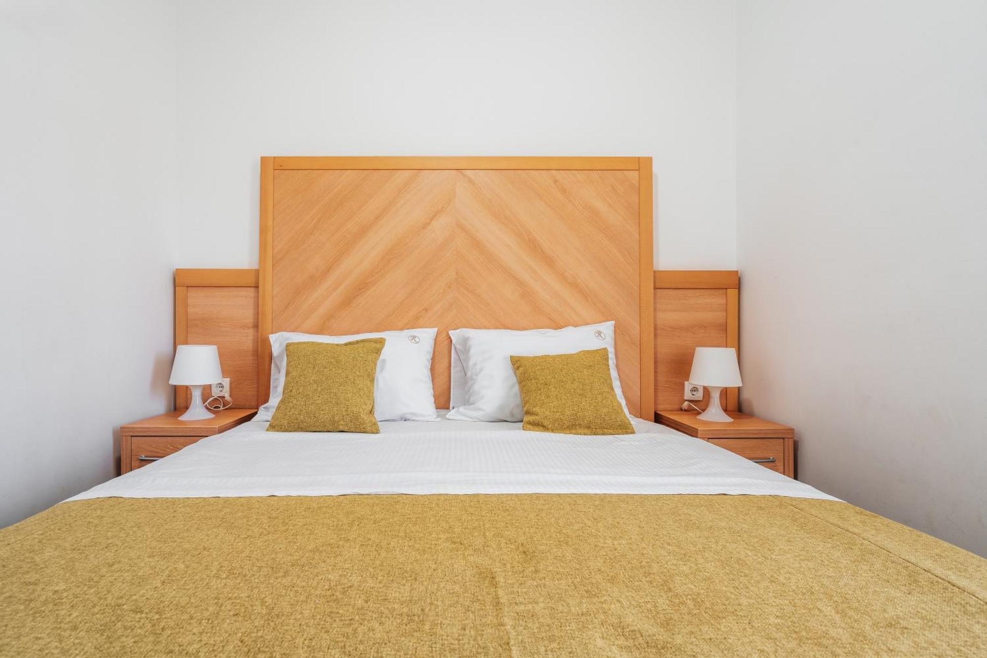 בודווה Apartments Radevic מראה חיצוני תמונה