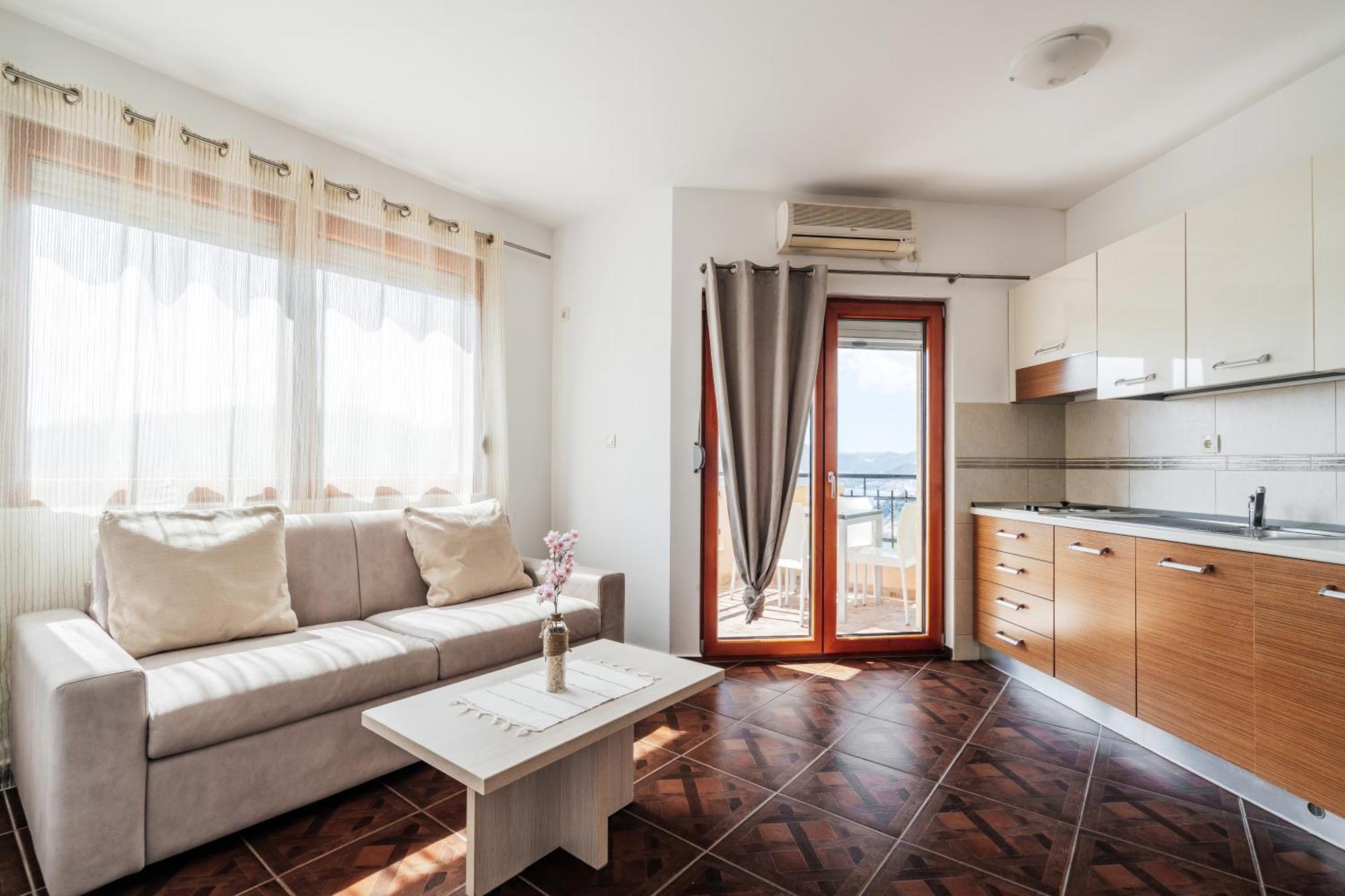 בודווה Apartments Radevic מראה חיצוני תמונה