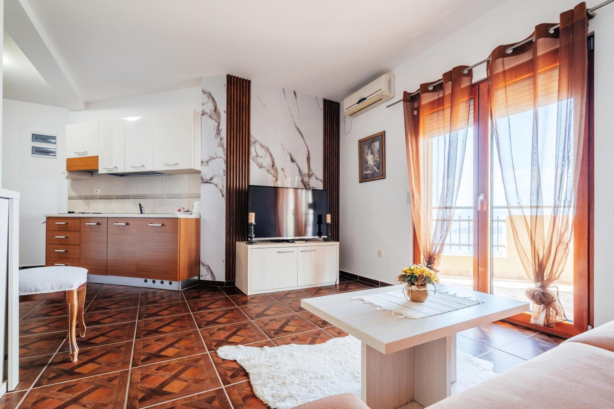 בודווה Apartments Radevic מראה חיצוני תמונה