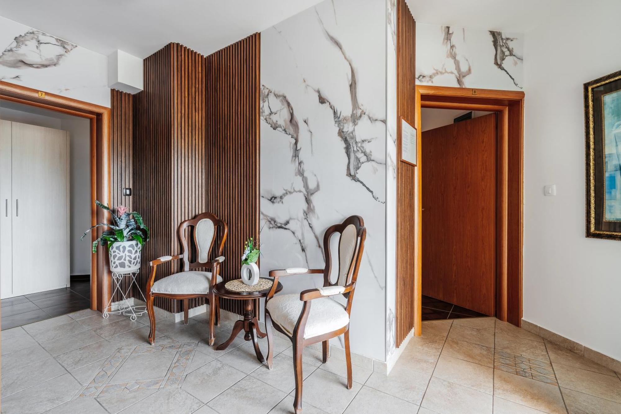 בודווה Apartments Radevic מראה חיצוני תמונה