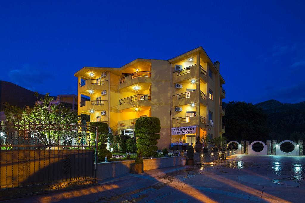 בודווה Apartments Radevic מראה חיצוני תמונה