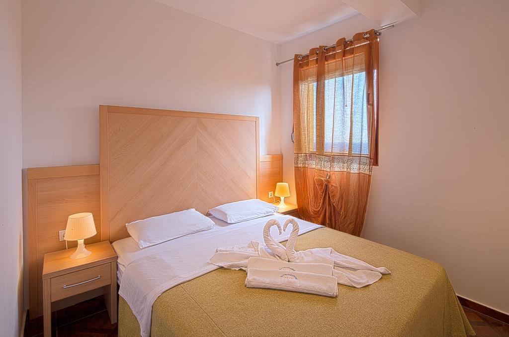 בודווה Apartments Radevic מראה חיצוני תמונה